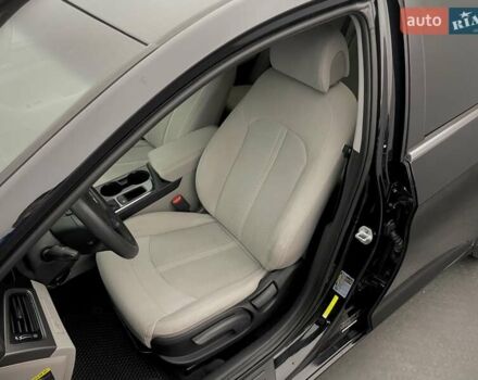 Черный Хендай Соната, объемом двигателя 2.4 л и пробегом 173 тыс. км за 10900 $, фото 8 на Automoto.ua