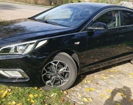 Черный Хендай Соната, объемом двигателя 2 л и пробегом 220 тыс. км за 12000 $, фото 15 на Automoto.ua