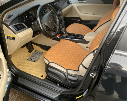 Черный Хендай Соната, объемом двигателя 2.36 л и пробегом 133 тыс. км за 10800 $, фото 9 на Automoto.ua