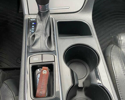 Черный Хендай Соната, объемом двигателя 2.36 л и пробегом 243 тыс. км за 10850 $, фото 23 на Automoto.ua