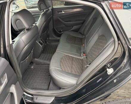 Черный Хендай Соната, объемом двигателя 2.36 л и пробегом 130 тыс. км за 10700 $, фото 23 на Automoto.ua