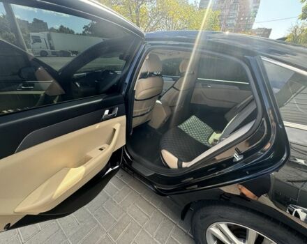 Чорний Хендай Соната, об'ємом двигуна 2.4 л та пробігом 159 тис. км за 10000 $, фото 6 на Automoto.ua