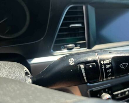 Чорний Хендай Соната, об'ємом двигуна 2.4 л та пробігом 151 тис. км за 10700 $, фото 22 на Automoto.ua