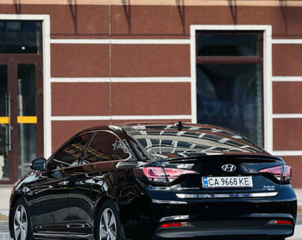 Черный Хендай Соната, объемом двигателя 2 л и пробегом 120 тыс. км за 17199 $, фото 13 на Automoto.ua