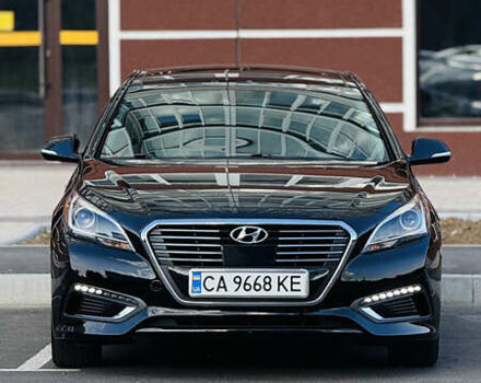 Черный Хендай Соната, объемом двигателя 2 л и пробегом 120 тыс. км за 17199 $, фото 2 на Automoto.ua