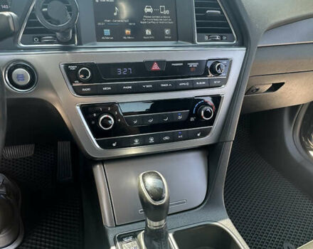 Черный Хендай Соната, объемом двигателя 2.36 л и пробегом 104 тыс. км за 12000 $, фото 20 на Automoto.ua