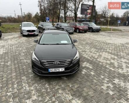 Черный Хендай Соната, объемом двигателя 2.36 л и пробегом 130 тыс. км за 10700 $, фото 2 на Automoto.ua