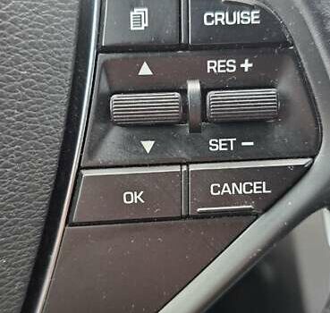 Чорний Хендай Соната, об'ємом двигуна 2.36 л та пробігом 159 тис. км за 12450 $, фото 40 на Automoto.ua