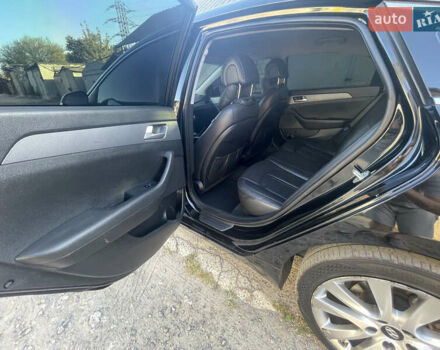 Черный Хендай Соната, объемом двигателя 2 л и пробегом 216 тыс. км за 15555 $, фото 14 на Automoto.ua