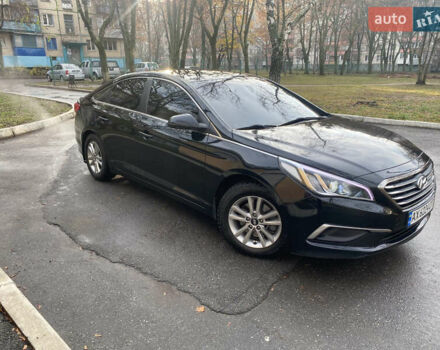 Черный Хендай Соната, объемом двигателя 2.36 л и пробегом 133 тыс. км за 10800 $, фото 4 на Automoto.ua