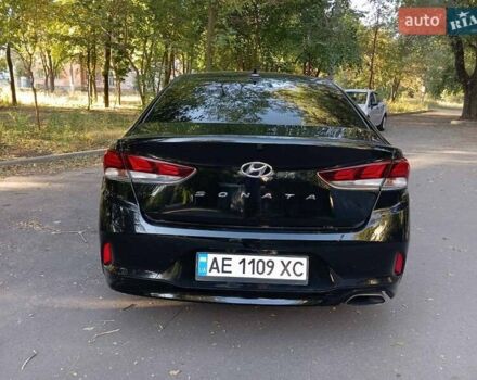 Чорний Хендай Соната, об'ємом двигуна 2.36 л та пробігом 103 тис. км за 12100 $, фото 2 на Automoto.ua