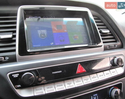 Чорний Хендай Соната, об'ємом двигуна 2 л та пробігом 370 тис. км за 13300 $, фото 65 на Automoto.ua