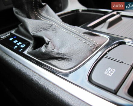 Чорний Хендай Соната, об'ємом двигуна 2 л та пробігом 370 тис. км за 13300 $, фото 82 на Automoto.ua