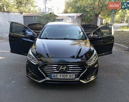 Чорний Хендай Соната, об'ємом двигуна 2.36 л та пробігом 103 тис. км за 12100 $, фото 6 на Automoto.ua