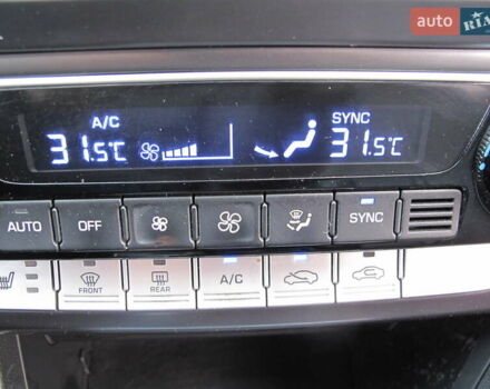 Чорний Хендай Соната, об'ємом двигуна 2 л та пробігом 370 тис. км за 13300 $, фото 72 на Automoto.ua