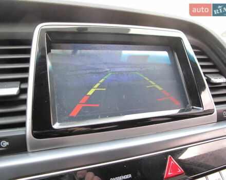 Чорний Хендай Соната, об'ємом двигуна 2 л та пробігом 370 тис. км за 13300 $, фото 63 на Automoto.ua