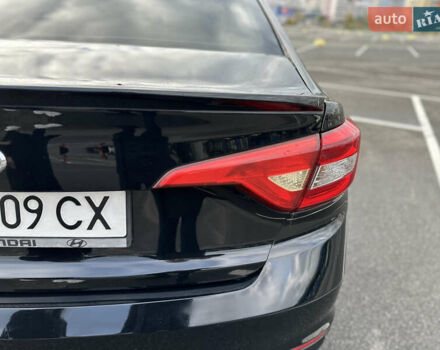 Черный Хендай Соната, объемом двигателя 2.36 л и пробегом 132 тыс. км за 12500 $, фото 13 на Automoto.ua