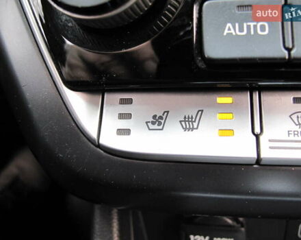 Чорний Хендай Соната, об'ємом двигуна 2 л та пробігом 370 тис. км за 13300 $, фото 69 на Automoto.ua