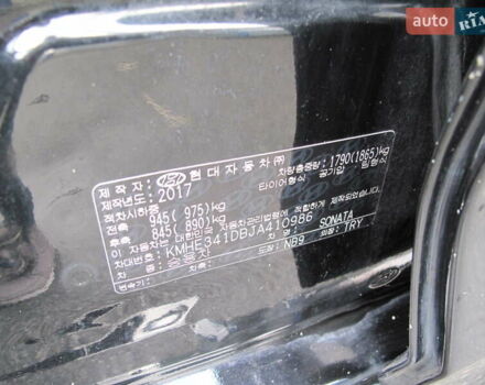 Чорний Хендай Соната, об'ємом двигуна 2 л та пробігом 370 тис. км за 13300 $, фото 18 на Automoto.ua