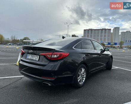 Черный Хендай Соната, объемом двигателя 2.36 л и пробегом 132 тыс. км за 12500 $, фото 3 на Automoto.ua
