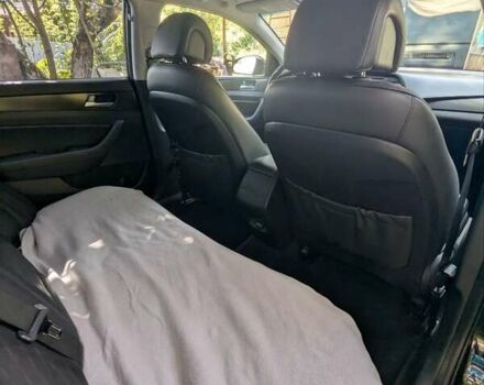 Чорний Хендай Соната, об'ємом двигуна 2.36 л та пробігом 162 тис. км за 13000 $, фото 1 на Automoto.ua