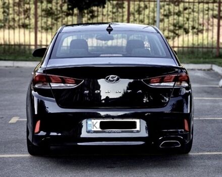 Черный Хендай Соната, объемом двигателя 0 л и пробегом 80 тыс. км за 12500 $, фото 2 на Automoto.ua