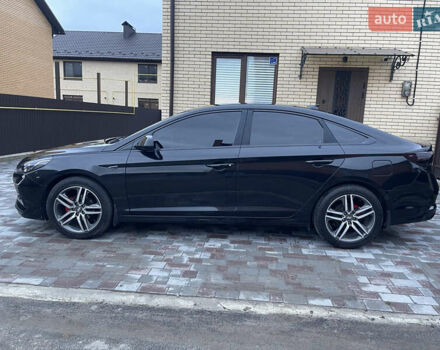 Чорний Хендай Соната, об'ємом двигуна 2 л та пробігом 240 тис. км за 14500 $, фото 15 на Automoto.ua