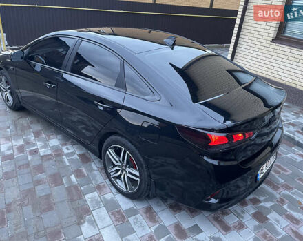 Чорний Хендай Соната, об'ємом двигуна 2 л та пробігом 240 тис. км за 14500 $, фото 2 на Automoto.ua