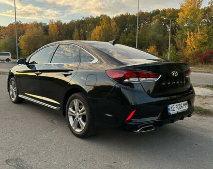 Чорний Хендай Соната, об'ємом двигуна 2.36 л та пробігом 153 тис. км за 14000 $, фото 5 на Automoto.ua