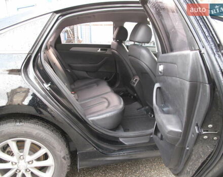 Чорний Хендай Соната, об'ємом двигуна 2 л та пробігом 370 тис. км за 13300 $, фото 45 на Automoto.ua