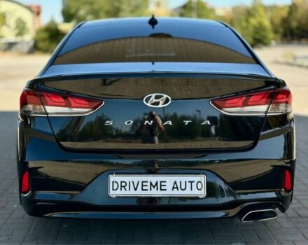 Черный Хендай Соната, объемом двигателя 2.4 л и пробегом 173 тыс. км за 11799 $, фото 5 на Automoto.ua