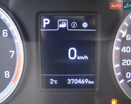 Чорний Хендай Соната, об'ємом двигуна 2 л та пробігом 370 тис. км за 13300 $, фото 57 на Automoto.ua