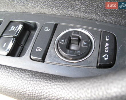 Чорний Хендай Соната, об'ємом двигуна 2 л та пробігом 370 тис. км за 13300 $, фото 17 на Automoto.ua