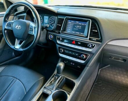 Черный Хендай Соната, объемом двигателя 2.4 л и пробегом 173 тыс. км за 11799 $, фото 16 на Automoto.ua