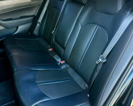 Чорний Хендай Соната, об'ємом двигуна 2.4 л та пробігом 173 тис. км за 11899 $, фото 15 на Automoto.ua