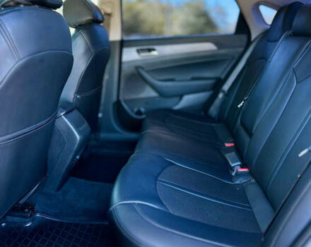 Чорний Хендай Соната, об'ємом двигуна 2.4 л та пробігом 173 тис. км за 11899 $, фото 14 на Automoto.ua