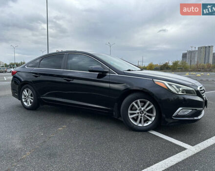 Черный Хендай Соната, объемом двигателя 2.36 л и пробегом 132 тыс. км за 12500 $, фото 4 на Automoto.ua