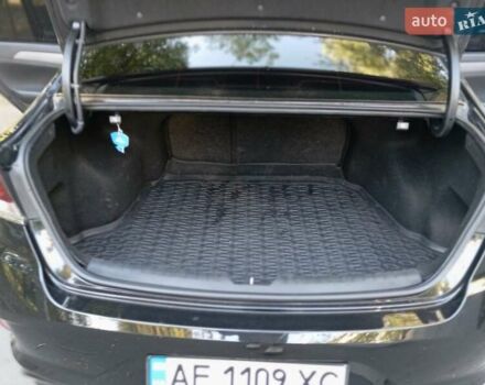 Чорний Хендай Соната, об'ємом двигуна 2.36 л та пробігом 103 тис. км за 12100 $, фото 4 на Automoto.ua