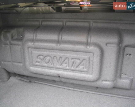 Чорний Хендай Соната, об'ємом двигуна 2 л та пробігом 396 тис. км за 14500 $, фото 40 на Automoto.ua