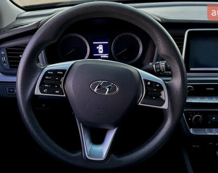 Черный Хендай Соната, объемом двигателя 2 л и пробегом 171 тыс. км за 12650 $, фото 14 на Automoto.ua