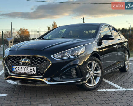 Черный Хендай Соната, объемом двигателя 2.4 л и пробегом 140 тыс. км за 13600 $, фото 3 на Automoto.ua