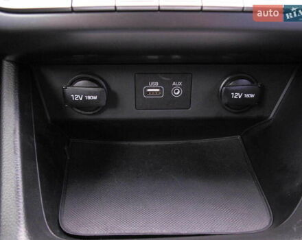 Чорний Хендай Соната, об'ємом двигуна 2 л та пробігом 396 тис. км за 14500 $, фото 36 на Automoto.ua