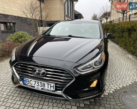 Черный Хендай Соната, объемом двигателя 2.4 л и пробегом 47 тыс. км за 14200 $, фото 2 на Automoto.ua