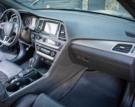 Черный Хендай Соната, объемом двигателя 2 л и пробегом 79 тыс. км за 7100 $, фото 15 на Automoto.ua