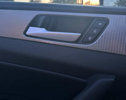 Чорний Хендай Соната, об'ємом двигуна 2 л та пробігом 102 тис. км за 14800 $, фото 2 на Automoto.ua