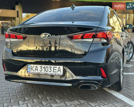 Черный Хендай Соната, объемом двигателя 2.4 л и пробегом 140 тыс. км за 13600 $, фото 7 на Automoto.ua