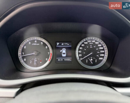Чорний Хендай Соната, об'ємом двигуна 2.36 л та пробігом 104 тис. км за 12999 $, фото 15 на Automoto.ua