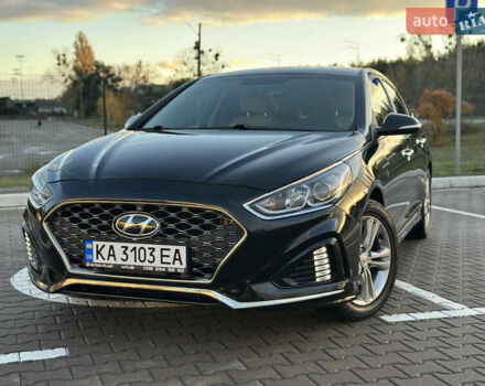 Черный Хендай Соната, объемом двигателя 2.4 л и пробегом 140 тыс. км за 13600 $, фото 1 на Automoto.ua