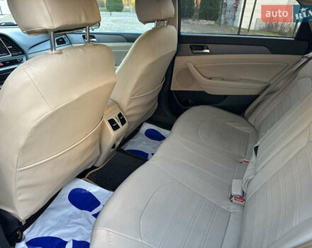 Черный Хендай Соната, объемом двигателя 2.4 л и пробегом 140 тыс. км за 13600 $, фото 31 на Automoto.ua