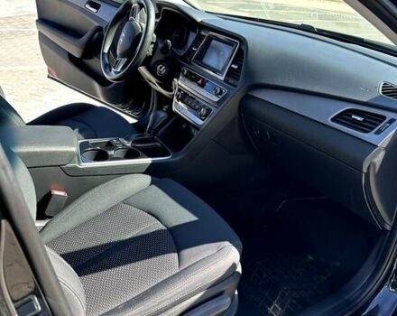 Хендай Соната 2018 в Черкассах на Automoto.ua Черный Хендай Соната, объемом двигателя 2.4 л и пробегом 62 тыс. км за 15700 $, фото 6 на Automoto.ua